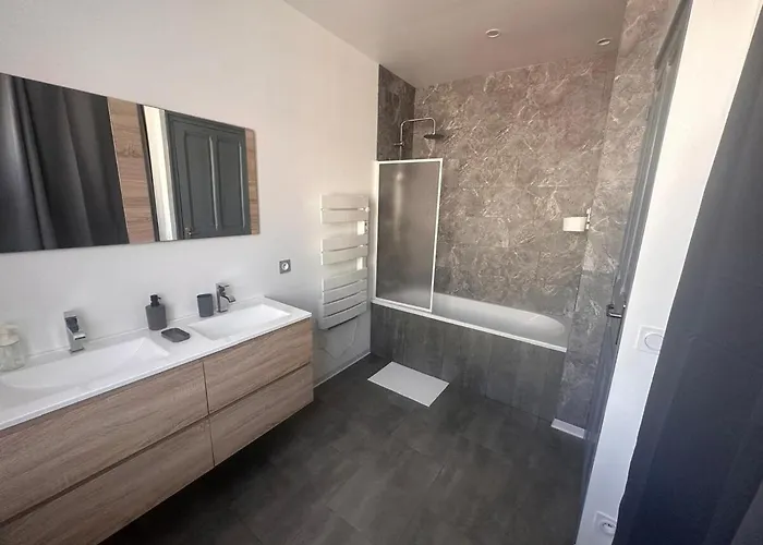 Aquero T4 * Λούρδη