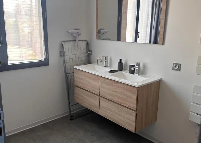 Apartamento Aquero T4 Lourdes